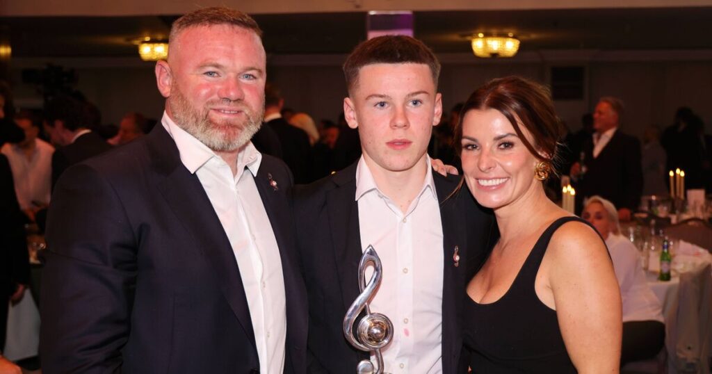 Kai Rooney makes Man Utd statement as Wayne and Coleen support him | Football | Sport Kai Rooney makes Man Utd statement as Wayne and Coleen support him