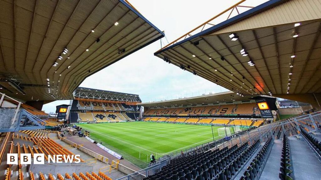 Wolves announce 'significant' reductions to season ticket prices