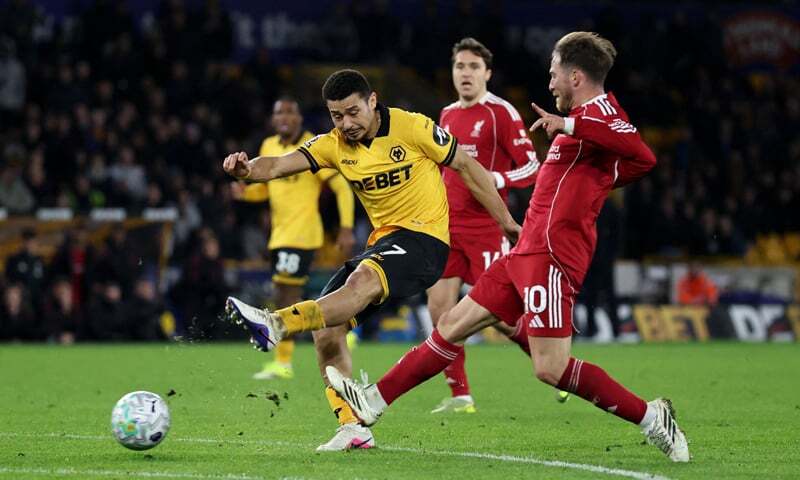 Resurgent Wolves stun Liverpool, Everton enjoy home comfort - Newspaper