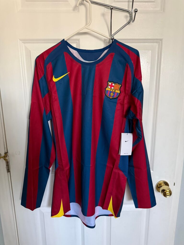 Looking to size swap Jersey Medium for a Large