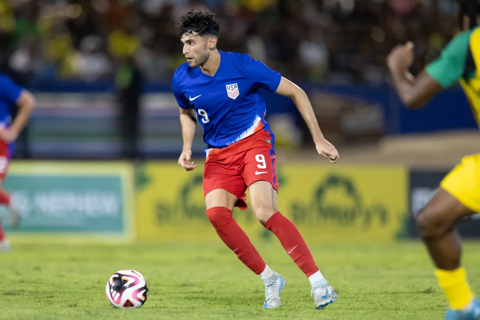 Ricardo Pepi playing for the USA 