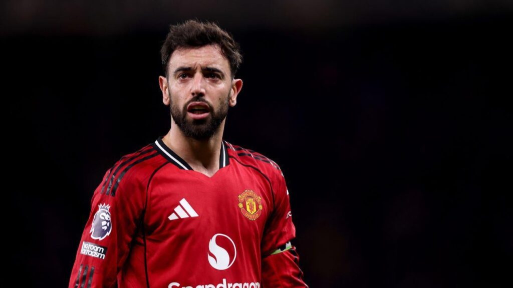 Bruno Fernandes breaks David Beckham's 26-year Man United record in Aston Villa win