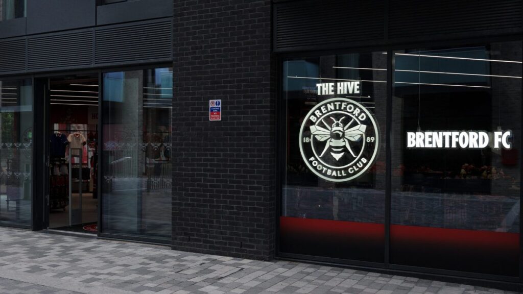 What are the odds for Brentford to reach the Champions League?