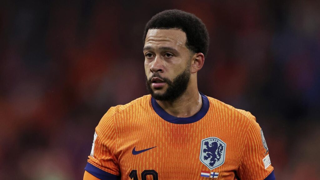 Memphis Depay meldt zich niet in het trainingskamp van het Nederlands elftal. Geen vervanger opgeroepen