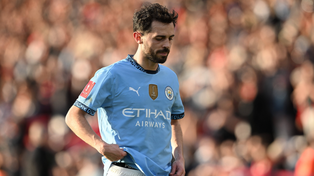 Bernardo Silva in action for Man City
