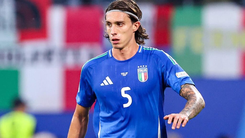 Riccardo Calafiori: "I want to return to Roma at some point. I can't predict the future but it's unfinished business for me. I was 18, it felt like a dream at Roma. But then COVID happened, I couldn't celebrate with Curva Sud."