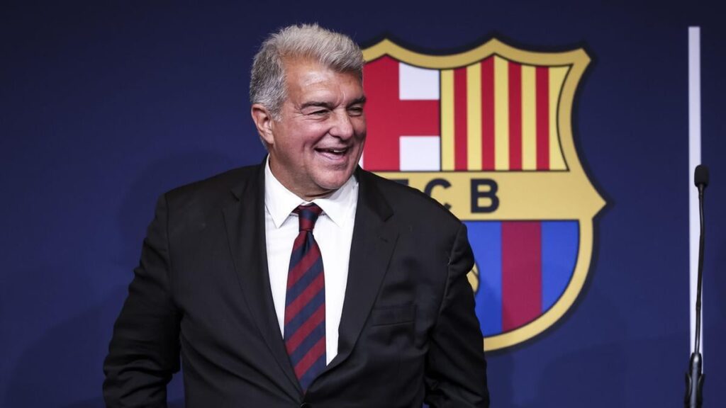 Laporta: “We want to renew Flick until 2028, so that every season, he has a margin, he is on board. We will announce the agreement soon because he is very comfortable with it. It is the decision of Hansi, Yuste, and Deco.”