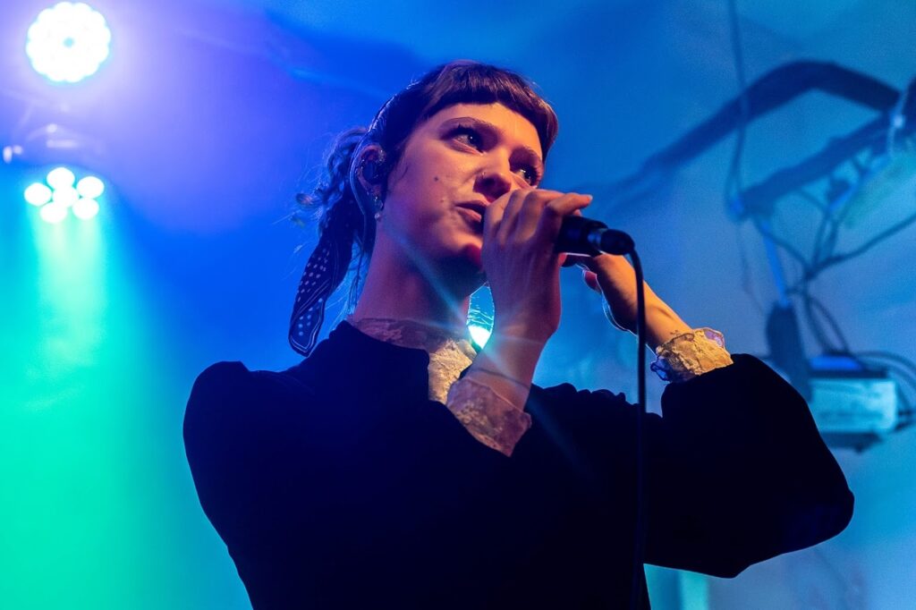 Lucy Kruger & The Lost Boys offer their ‘Pale Bloom’s – Brighton and Hove News