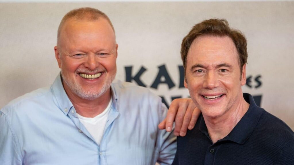 Stefan Raab und Michael "Bully" Herbig kommentieren DFB-Länderspiel gegen die Schweiz