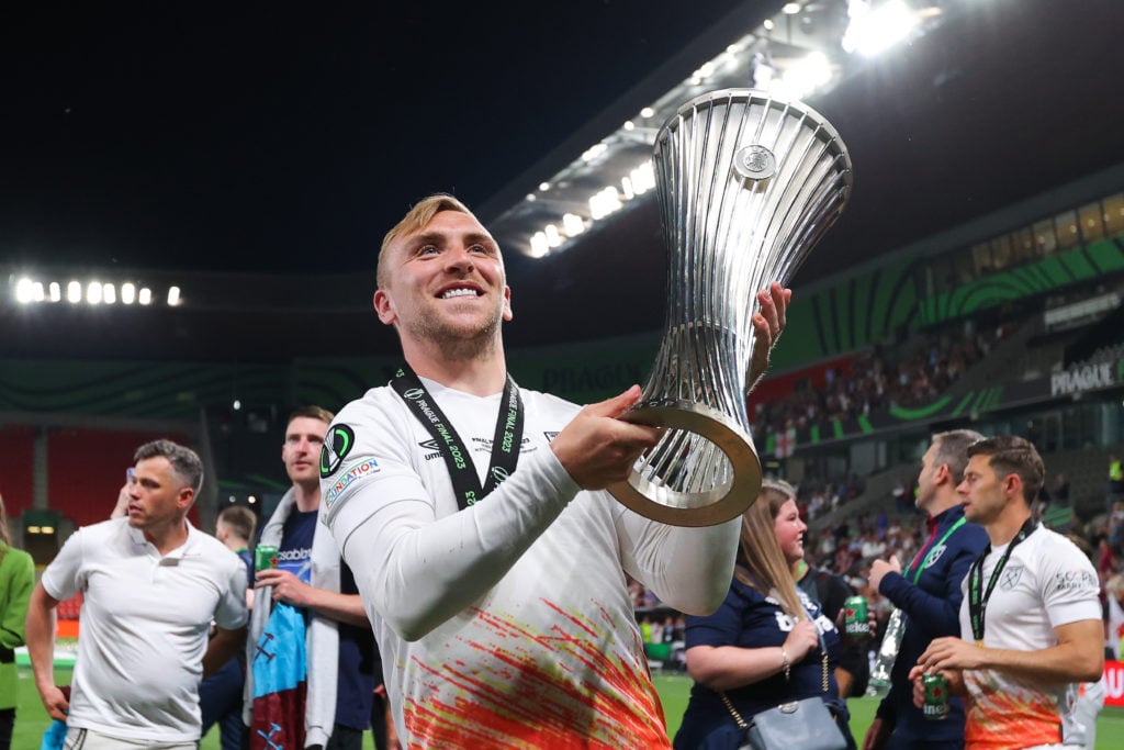 Jarrod Bowen lifts the Conference League trophy after West Ham United beat Fiorentina.