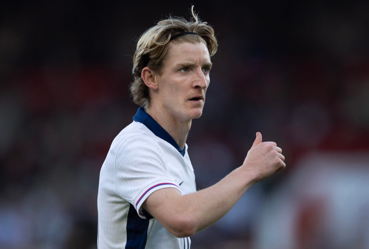 Arsenal fans are convinced Anthony Gordon wants to join after his comment on Bukayo Saka