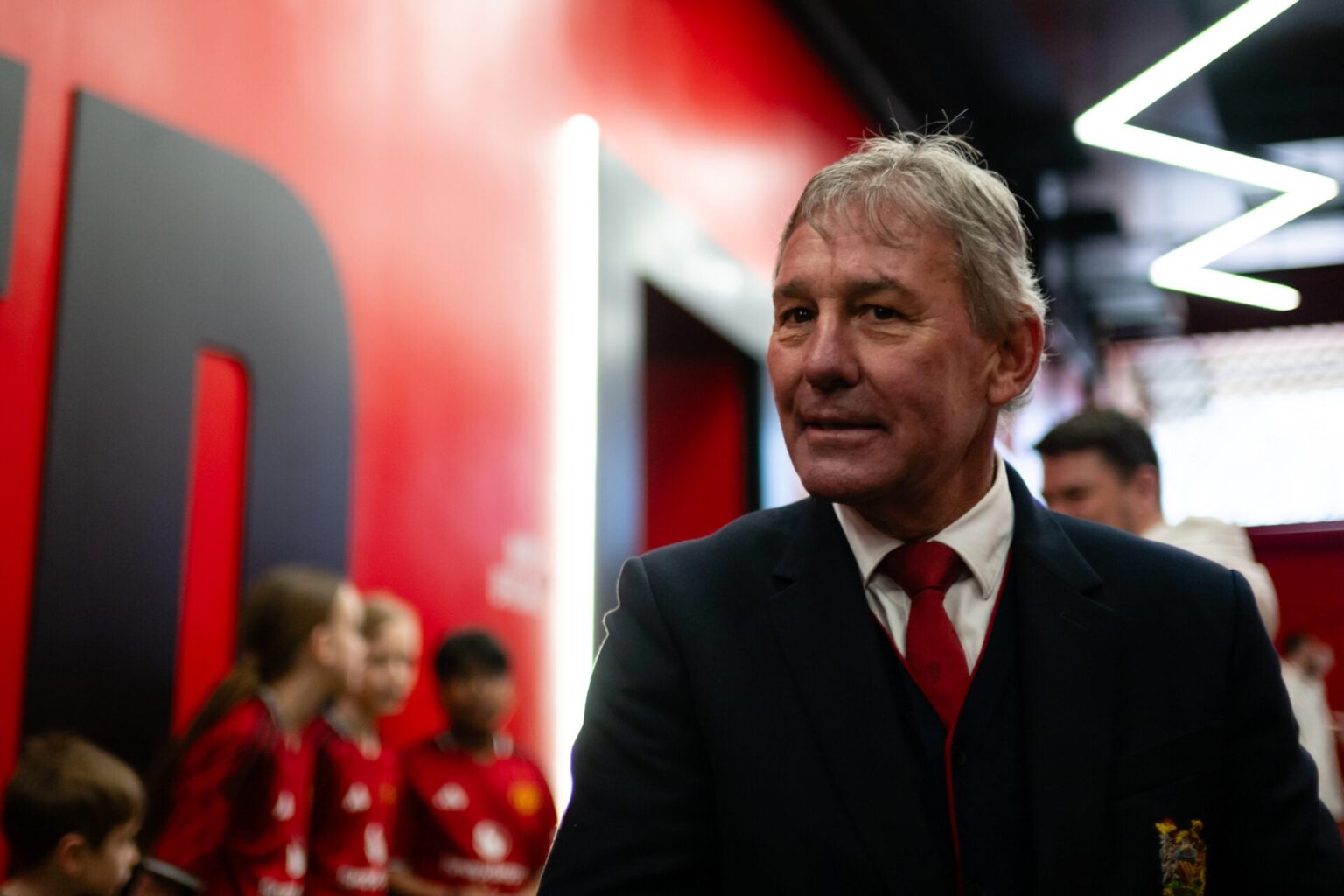 Why Bryan Robson believes he and Casemiro would have dominated in midfield at Man Utd