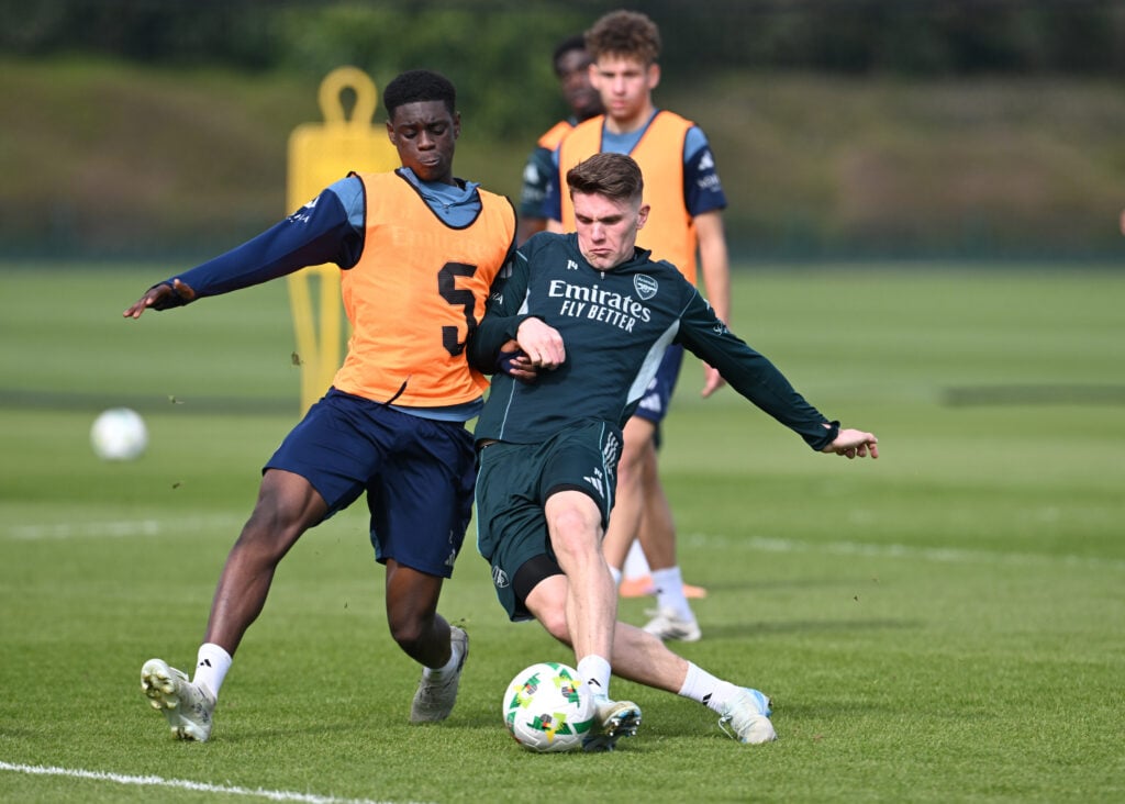 Ife Ibrahim challenges Viktor Gyokeres during an Arsenal Training Session