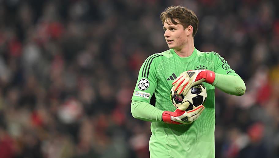 According to Nagelsmann, Urbig “could even have carried on training”, but he didn’t want to “push him too hard” and risk a longer enforced break.