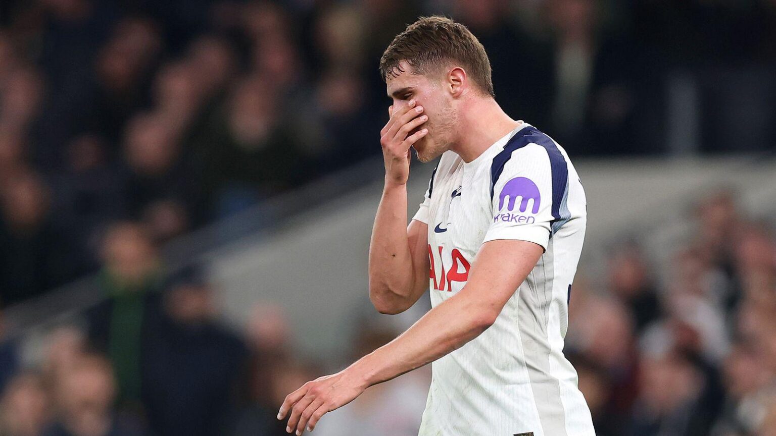 Tottenham 1-3 Crystal Palace: Micky van de Ven red card sparks Spurs collapse as relegation threat becomes real