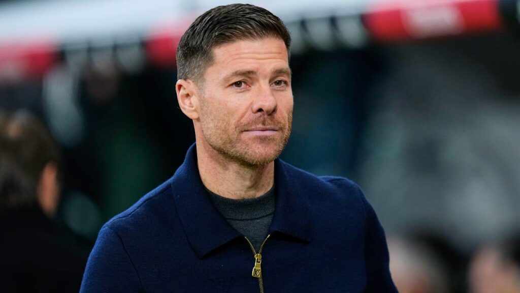 [Axel Hesse] Xabi Alonso is ready for Liverpool. If Liverpool submit a concrete offer, he will accept, provided his conditions are met in advance. These centre on his influence over squad planning. (This is for summer, not currently)