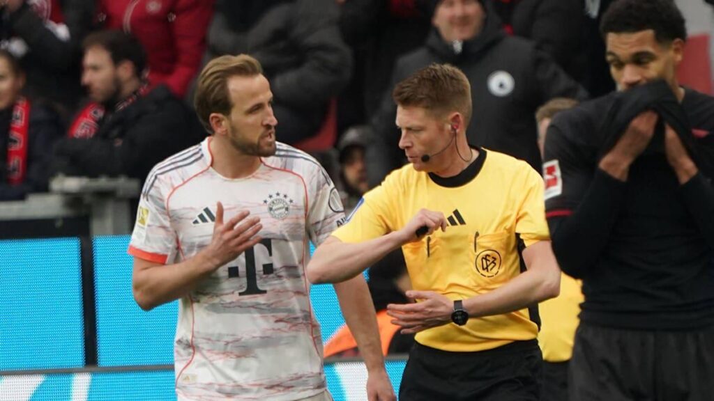 kicker Handspielregel: Dieser Text hat den Bezug zur Realität verloren