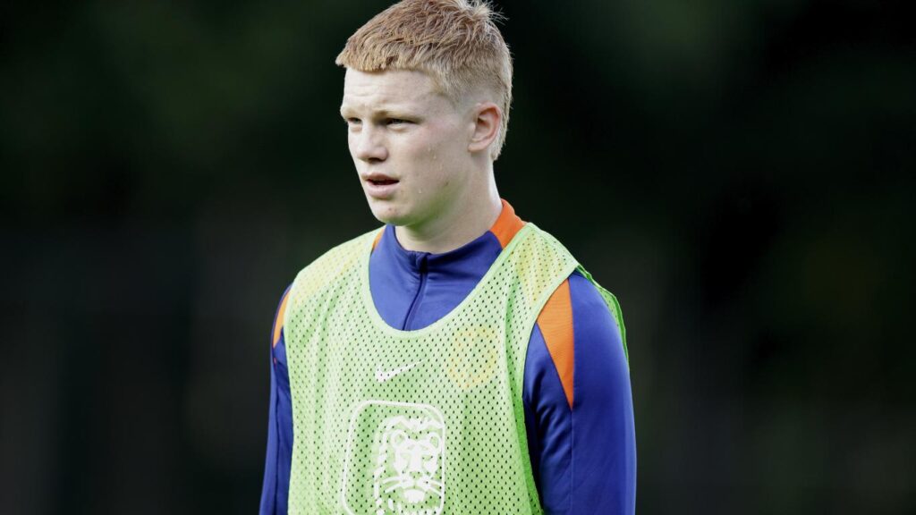 Kees Smit debuteert in Oranjeselectie, terugkeer Justin Bijlow