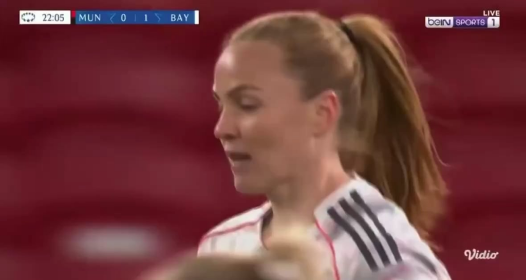 Manchester United [1]-1 Bayern Munich - Maya Le Tissier (Pen) 23'