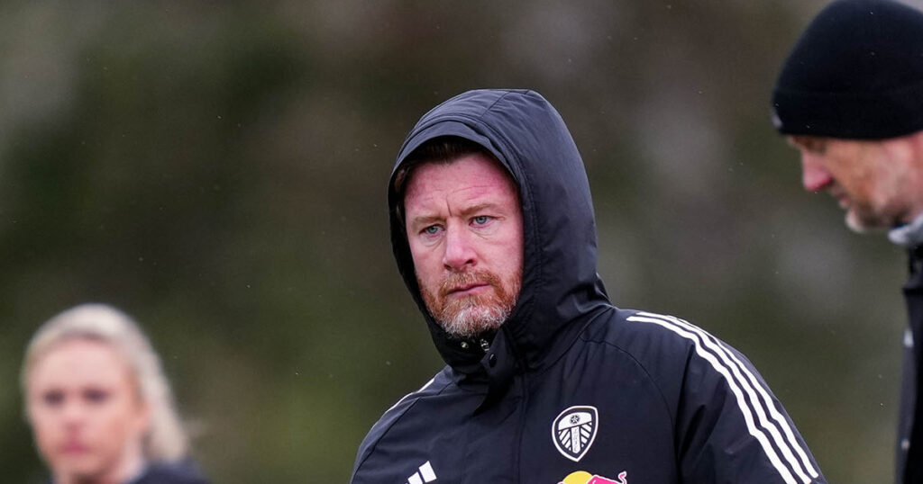 Simon Wood: Everyone contributed - Leeds United