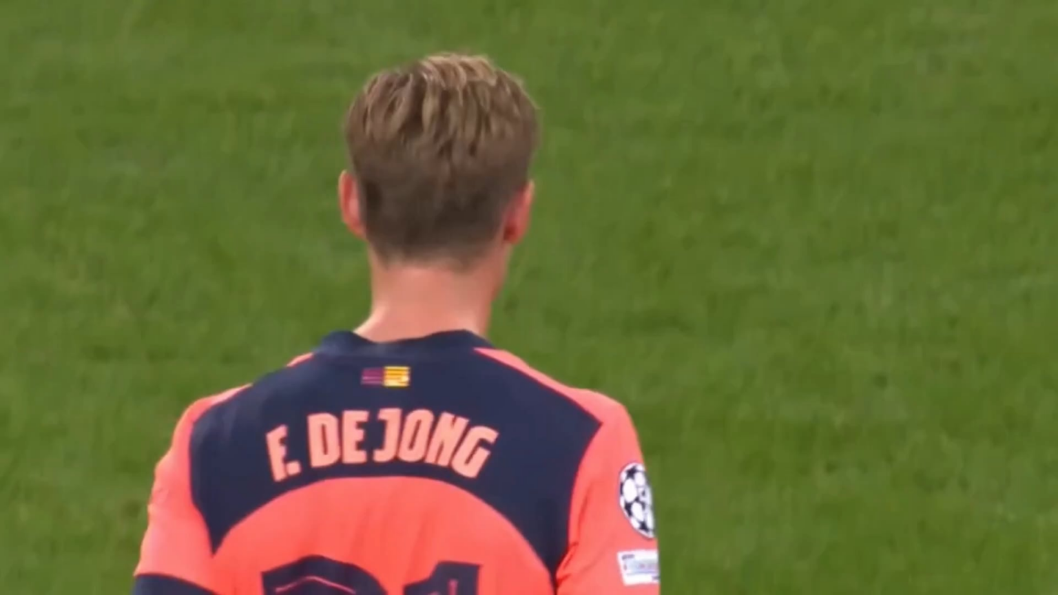 Frenkie De Jong - Complete Midfielder