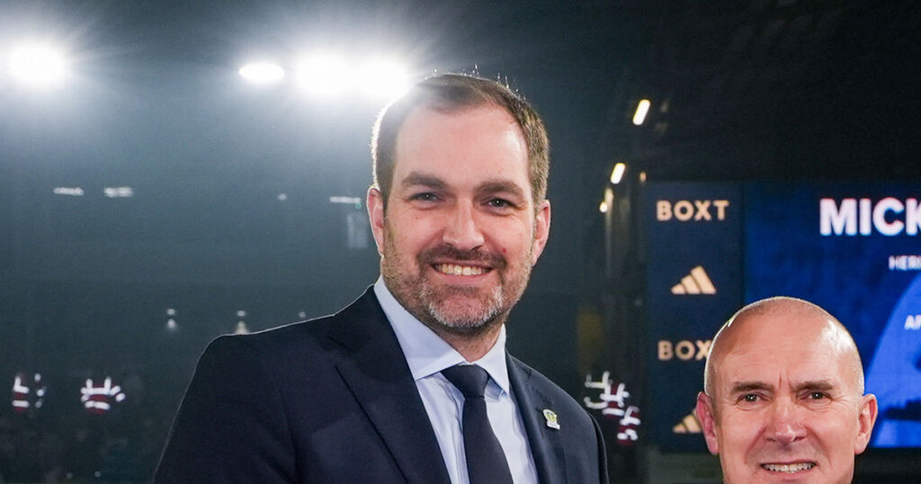 2025/26 Lifetime Achievement Award: Mick Jones