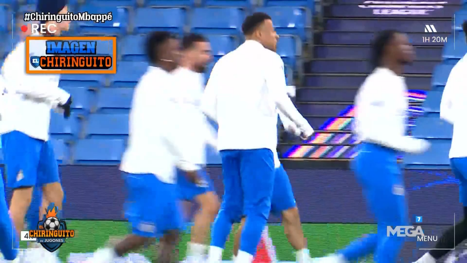 Mbappè holding his knee during training ahead of the City match