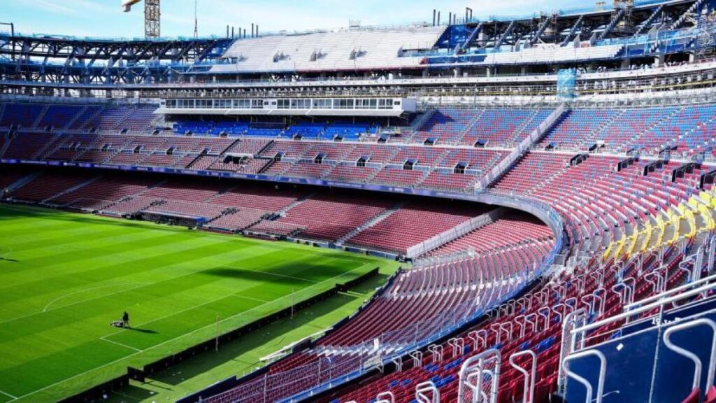 [Laura Aparicio] The City Council has given the green light for Barcelona to increase the Camp Nou’s capacity to 62,000.