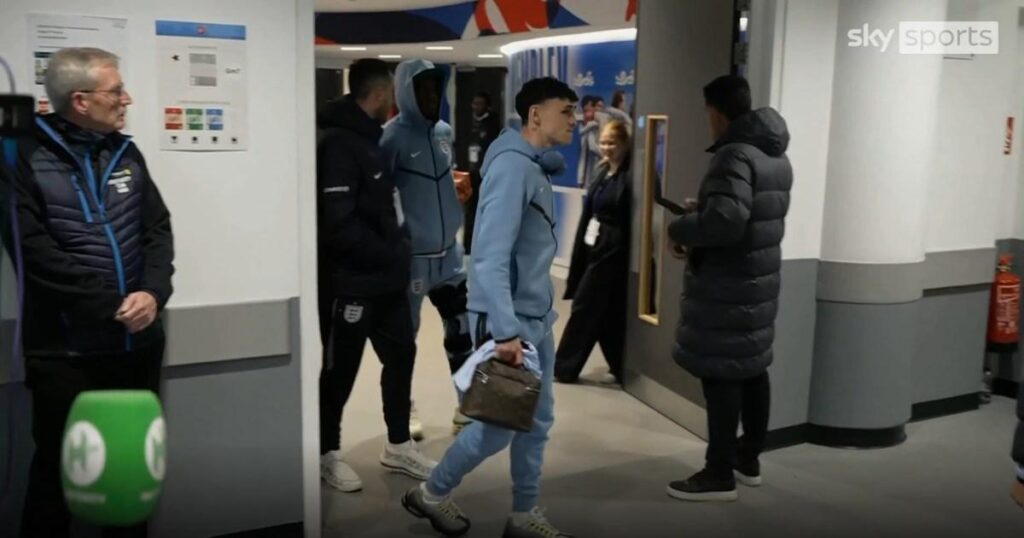 Noni Madueke injury latest as Arsenal winger wears knee brace after England draw