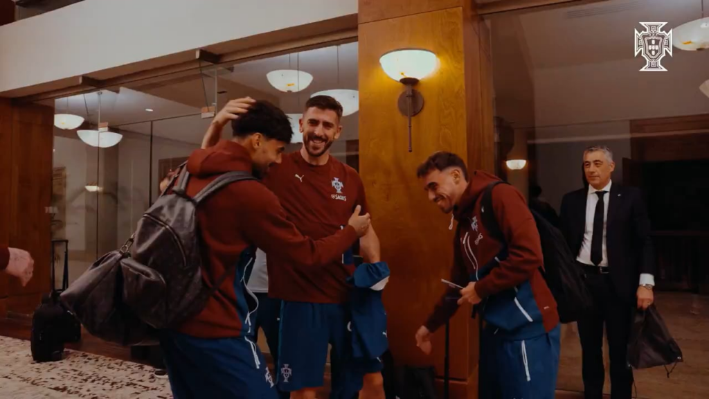 Paulinho já se juntou à Seleção Nacional no México.