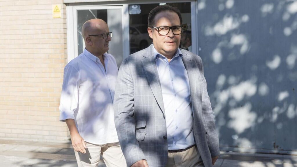 Presidente do Boavista desvaloriza "exoneração" e visa Gérard López