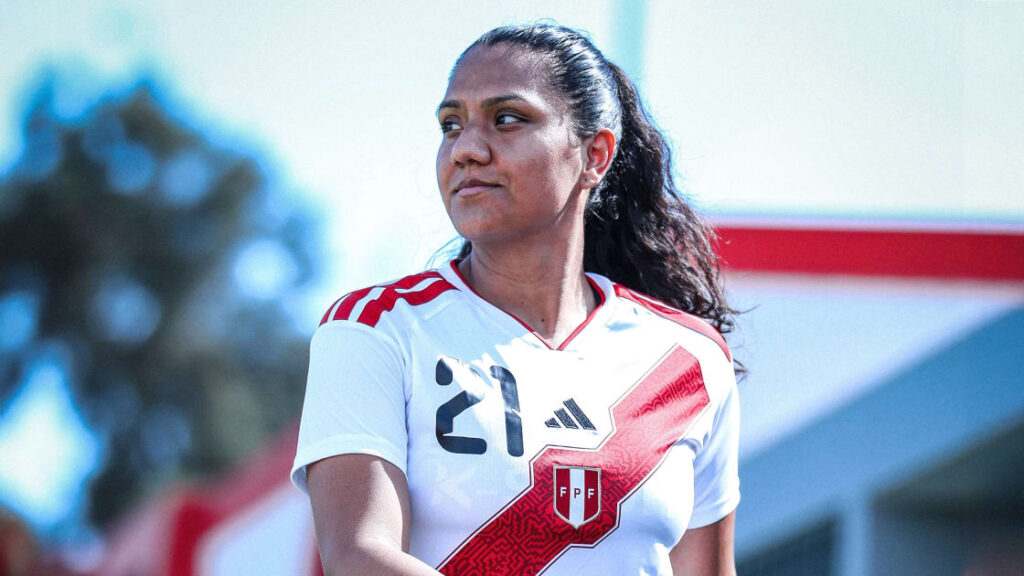 Paula Holguin becomes first Brentford player to represent a South American nation | Brentford FC