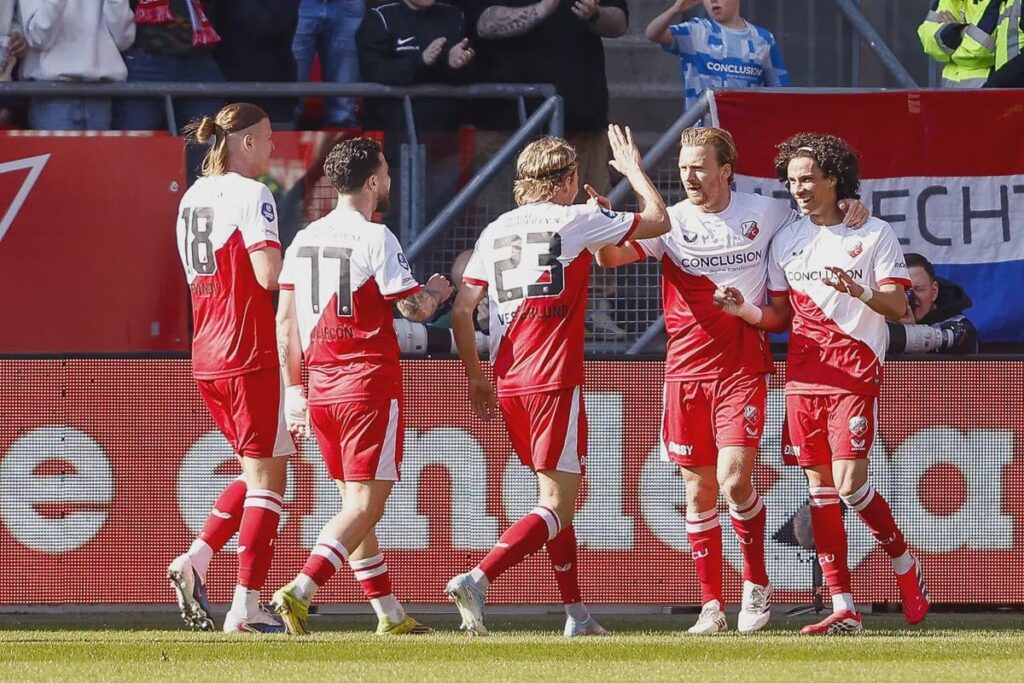 Utrecht komt subtop binnen met zege op Go Ahead