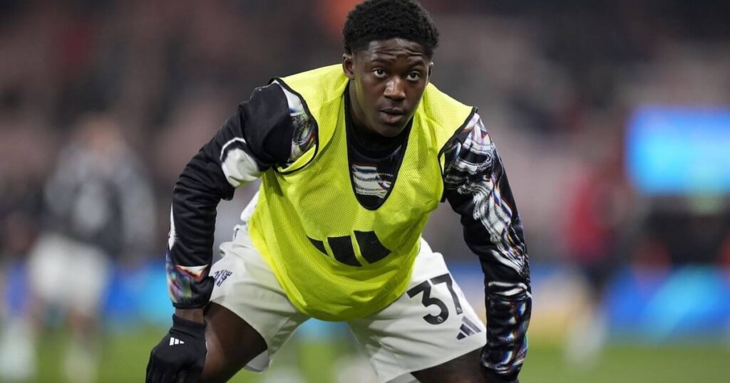 Bournemouth vs Manchester United live updates: Premier League game underway as visitors target European spot