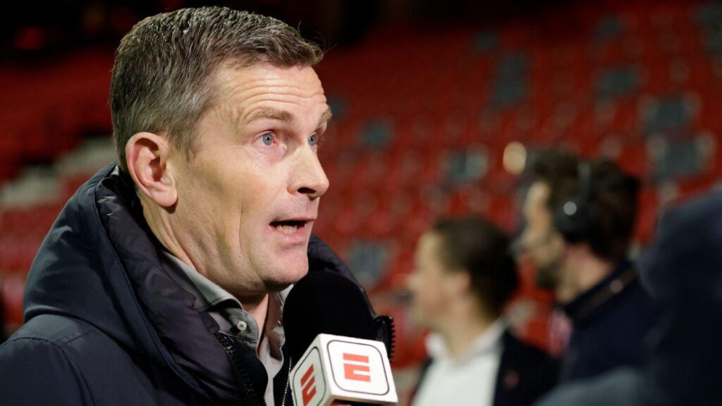 Seegers kritisch op Helmond Sport: "Als ik me twintig procent van de tijd moet afvragen of ik wel een veld heb"