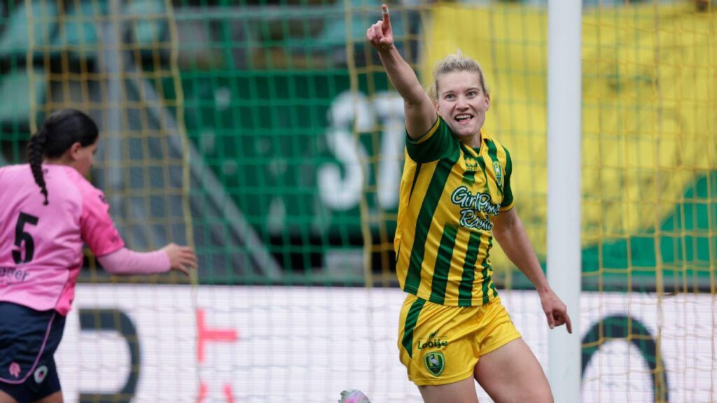 ADO Vrouwen-matchwinner Prins scoort miljoenen views op Instagram met bijzondere trainingsfilmpjes