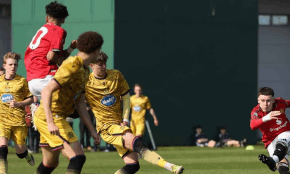 Manchester United U18s move level with Manchester City after 3-0 win over Blackburn Rovers