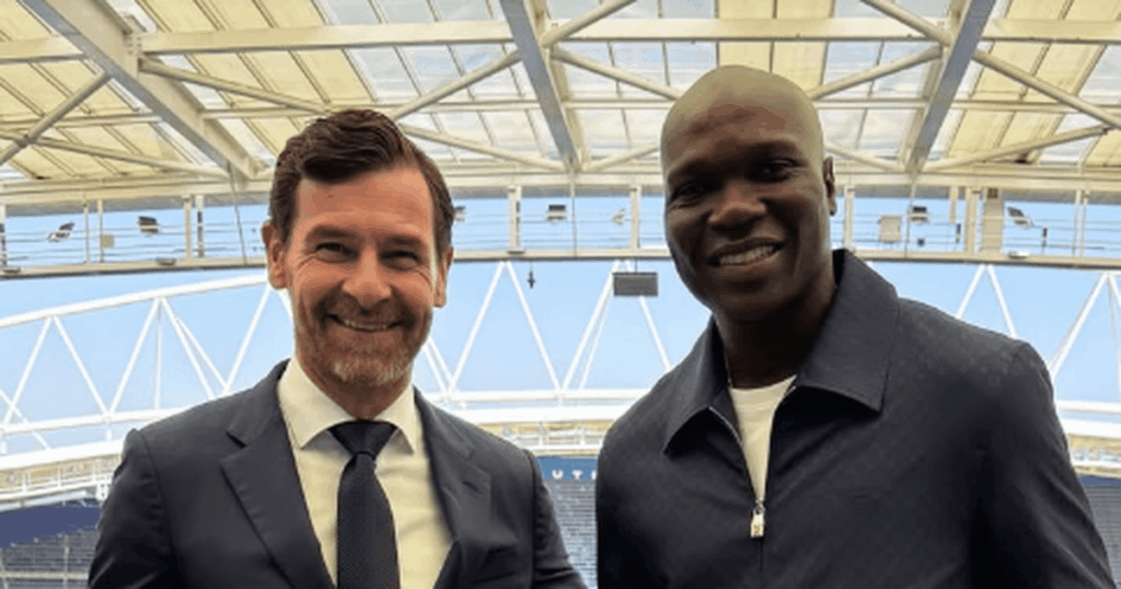 Aboubakar regressa ao Dragão e é recebido por Villas-Boas