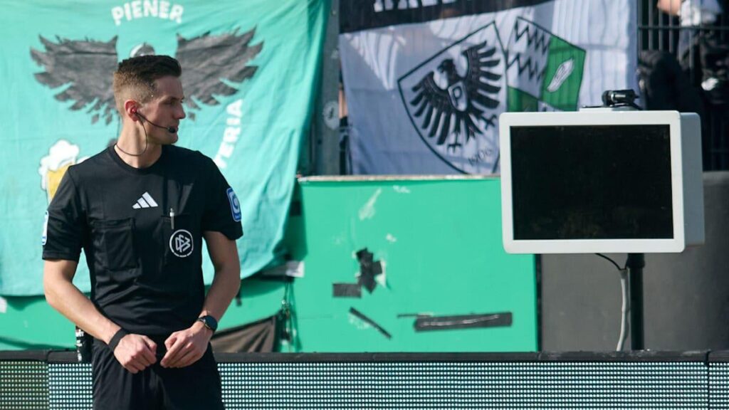 Münster arbeitet VAR-Sabotage auf: Kabel hätte einfach wieder eingesteckt werden müssen