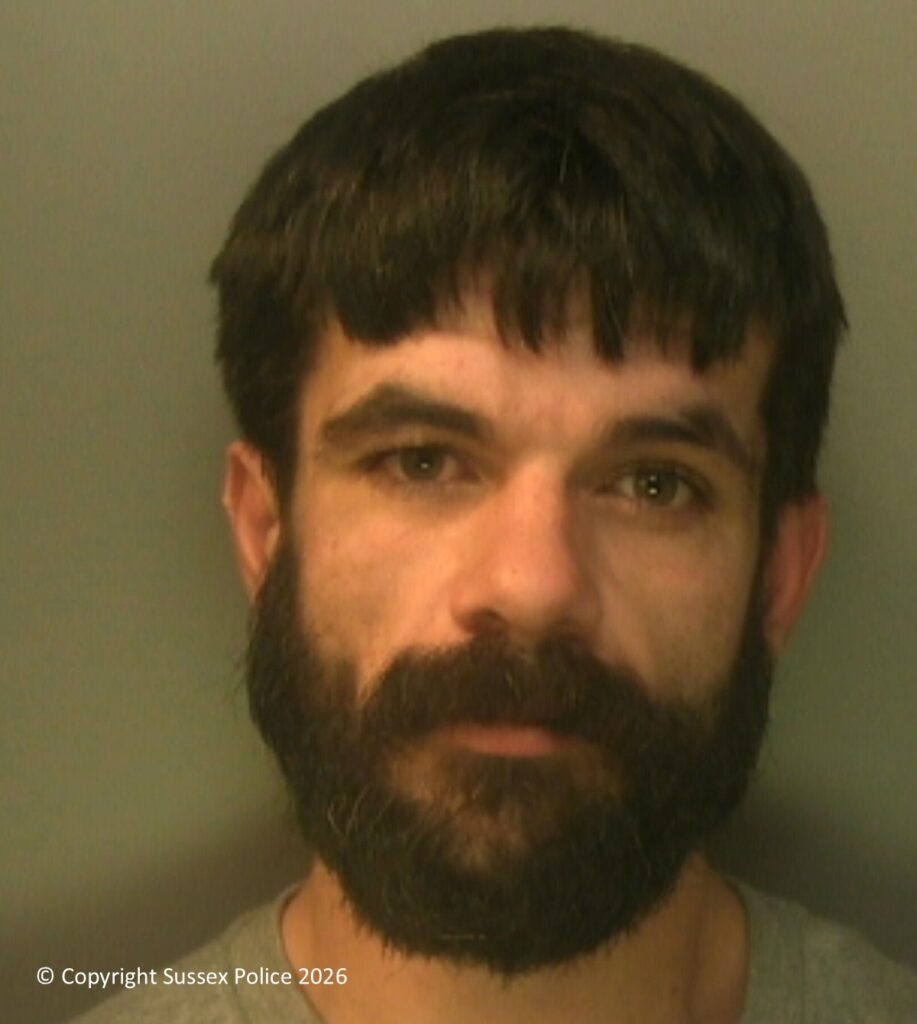 Man jailed for threatening to burn down family hub – Brighton and Hove News