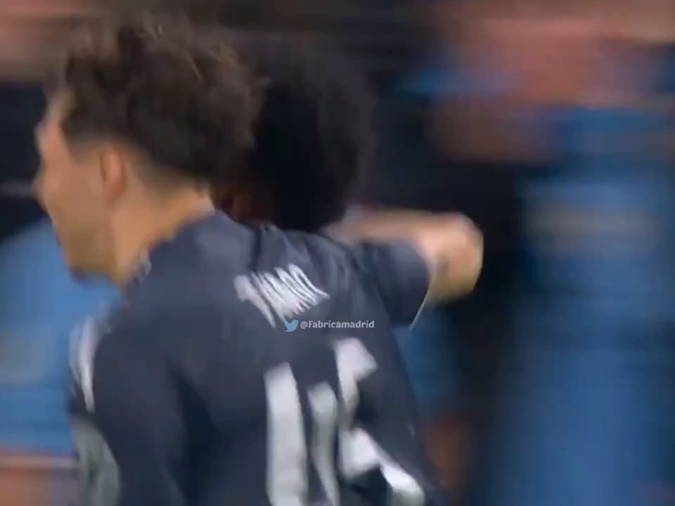 Thiago Pitarch vs Manchester City.