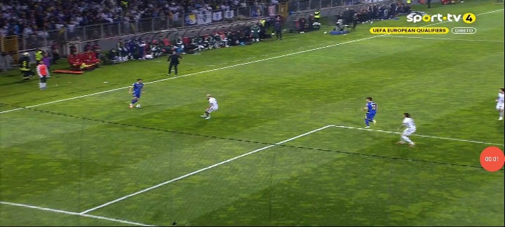 Dedic a "ajudar" no empate da Bósnia frente á Itália aos 80 minutos