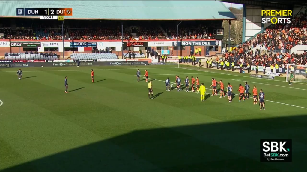 Dundee [2]-2 Dundee United - Ross Graham '95 (GREAT OG)