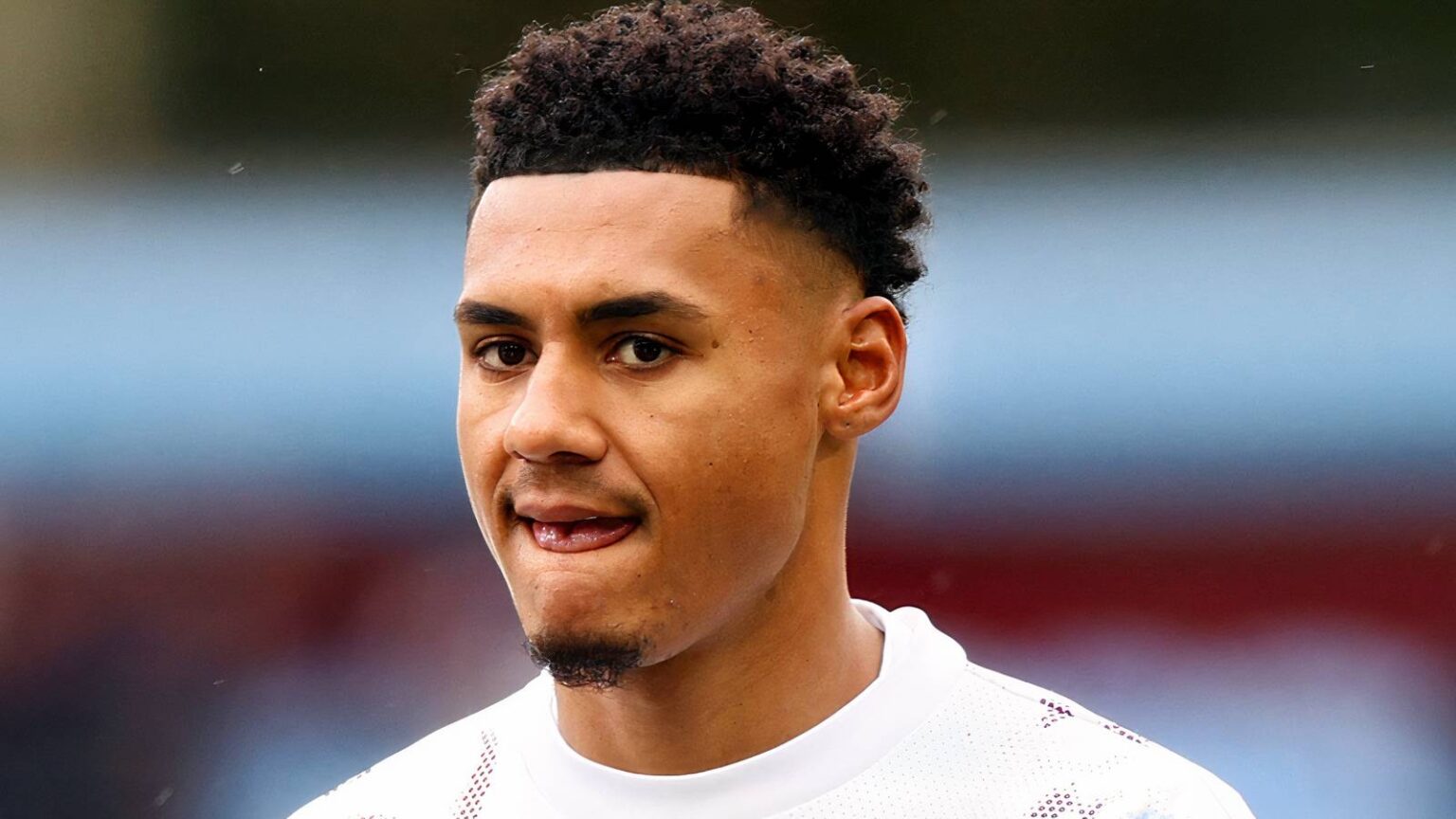 Emery must hand 19-year-old his first Aston Villa start