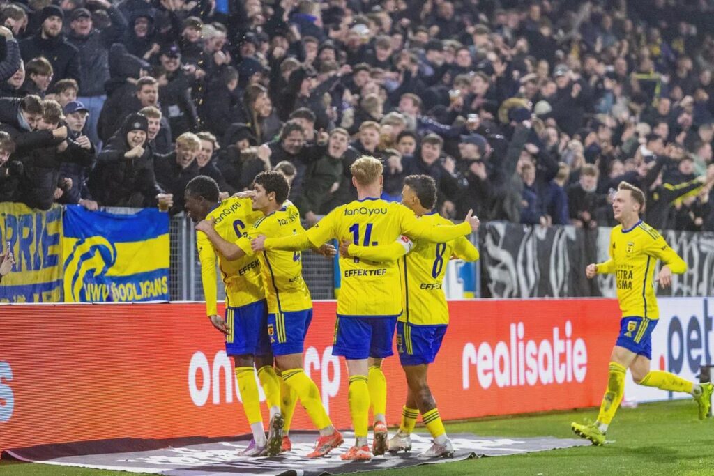 Cambuur wint derde periode na nieuwe comeback tegen Almere City