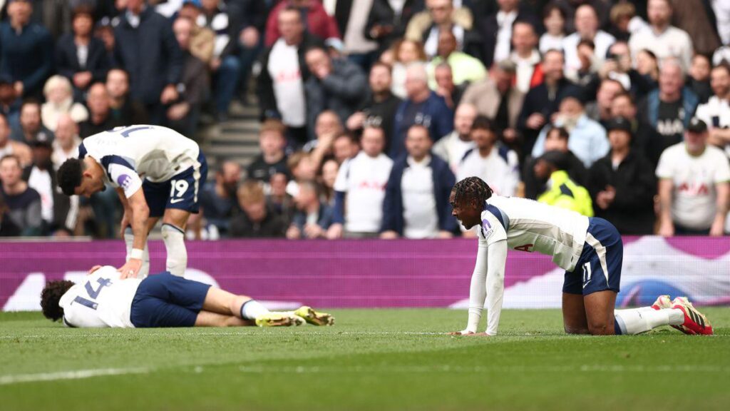 [Alasdair Gold] Tottenham star [Mathys Tel] withdraws from international duty after fresh injury concern [Thigh injury]