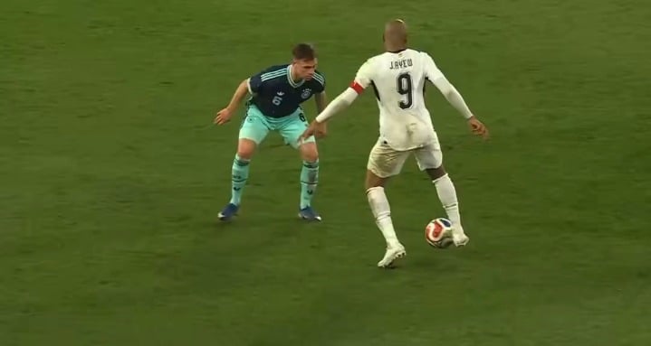 Lennart Karl's Dribbling.