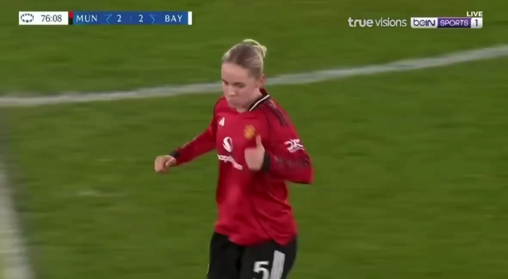 Manchester United [2]-2 Bayern Munich - Hanna Lundkvist 76'