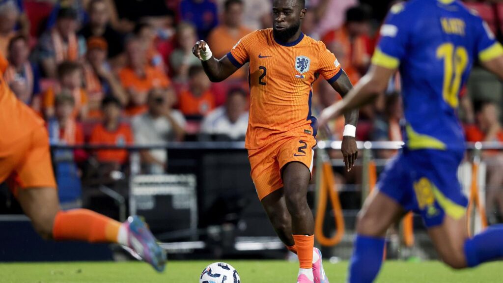 Jurrien Timber haakt af voor Oranje wegens blessure. Lutsharel Geertruida opgeroepen als vervanger