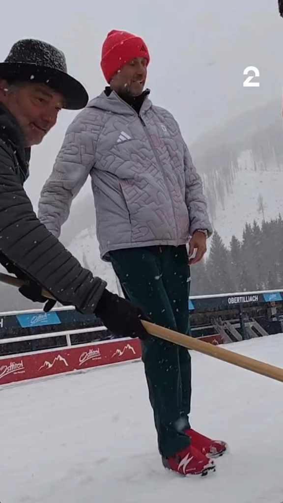 Klopp getting lessons in biathlon from winter olympic legend Bjørndalen